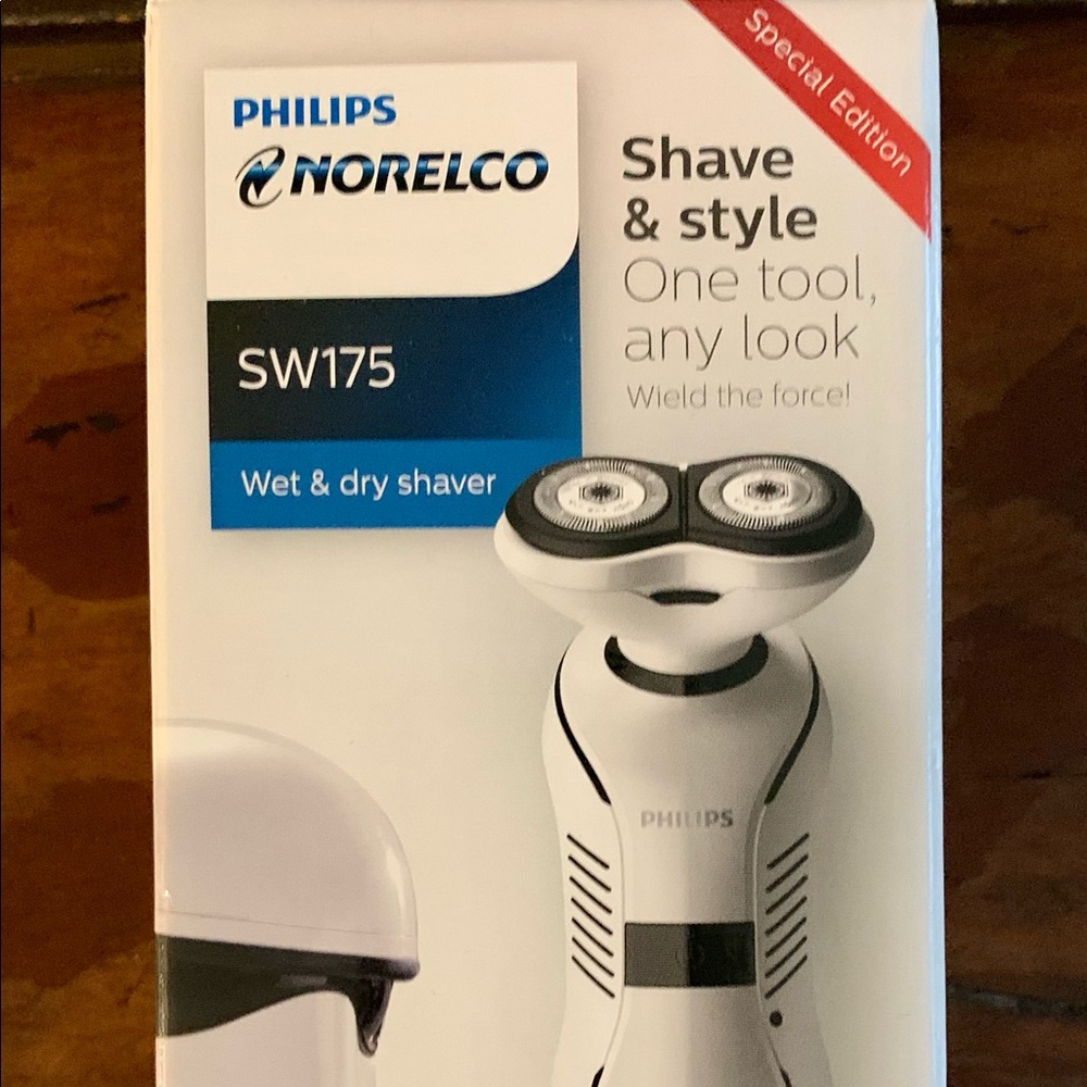 Philips Norelco Special Edition Star Wars StormTrooper Wet & Dry Electric Shaver